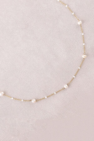 Colliers chaine perles d'eau douce